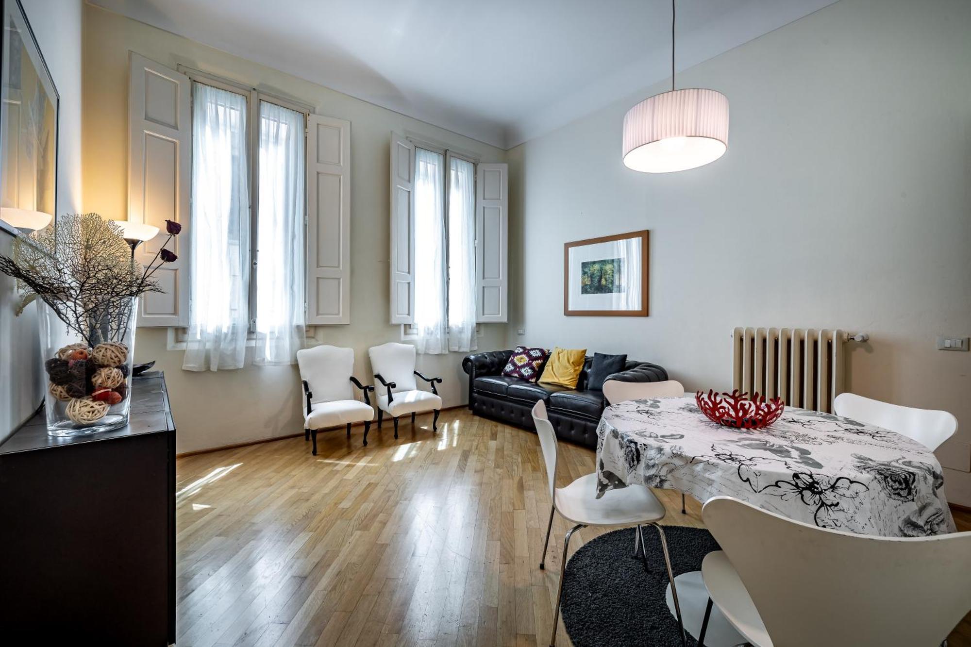 Yd Servi Suite Apt Флоренция Экстерьер фото