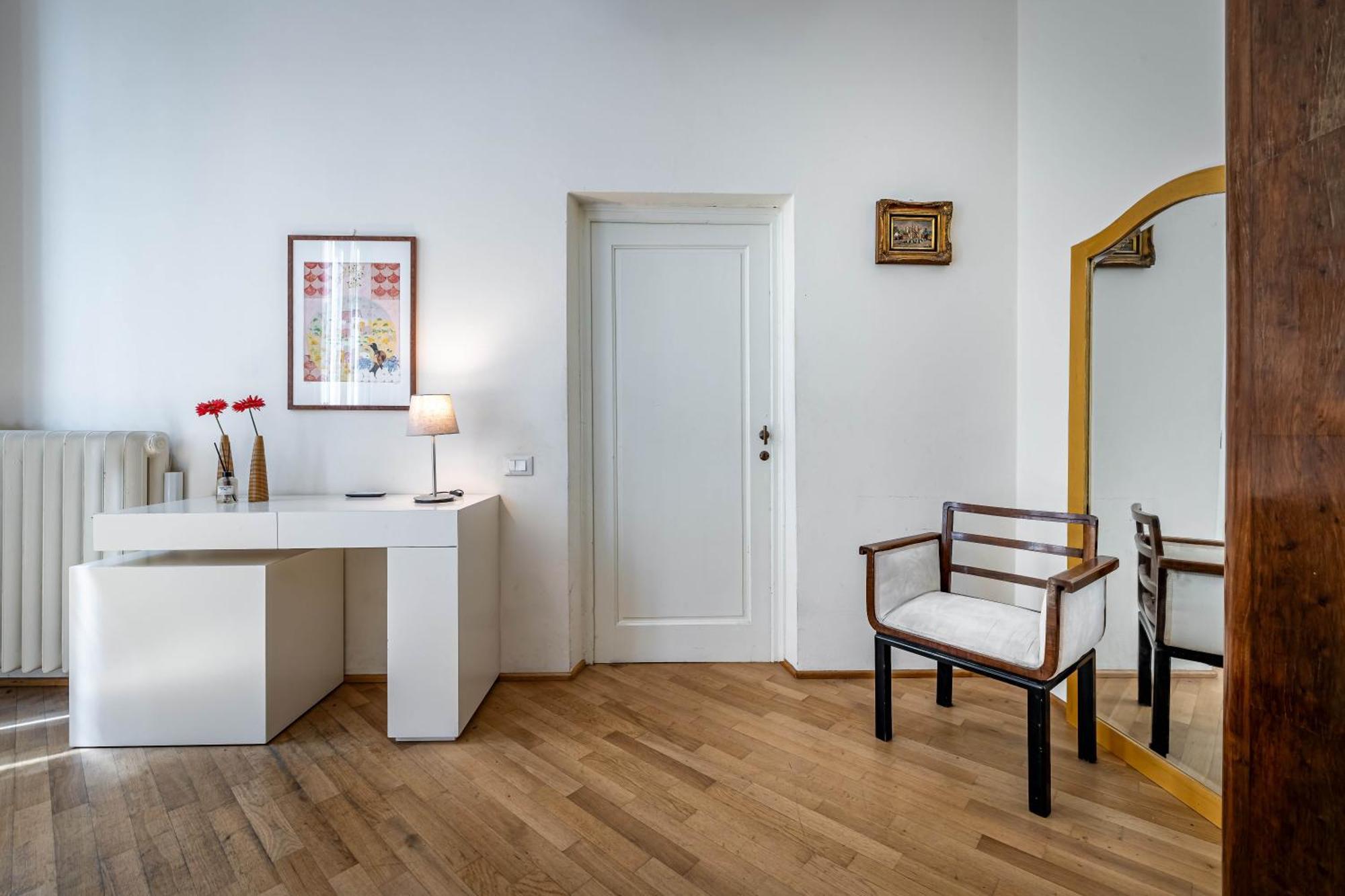 Yd Servi Suite Apt Флоренция Экстерьер фото